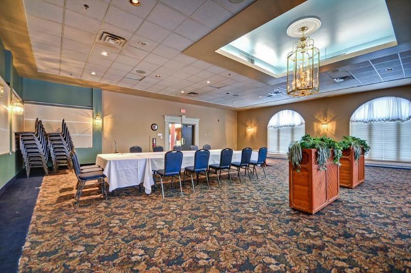 Château Logue Hotel Maniwaki Exterior foto